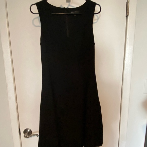 Banana Republic A line black dress with pockets! - Picture 2 of 3